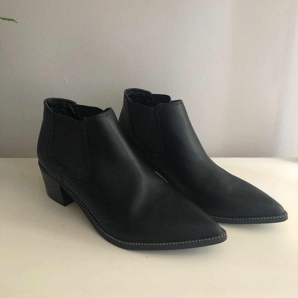 NEW American Eagle booties